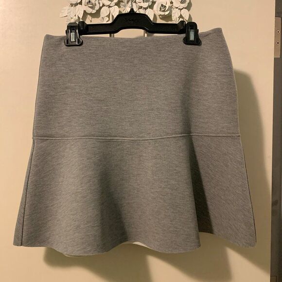 Zara grey sweatshirt, sz S, laser cut out applique, EUC, - Picture 9 of 15
